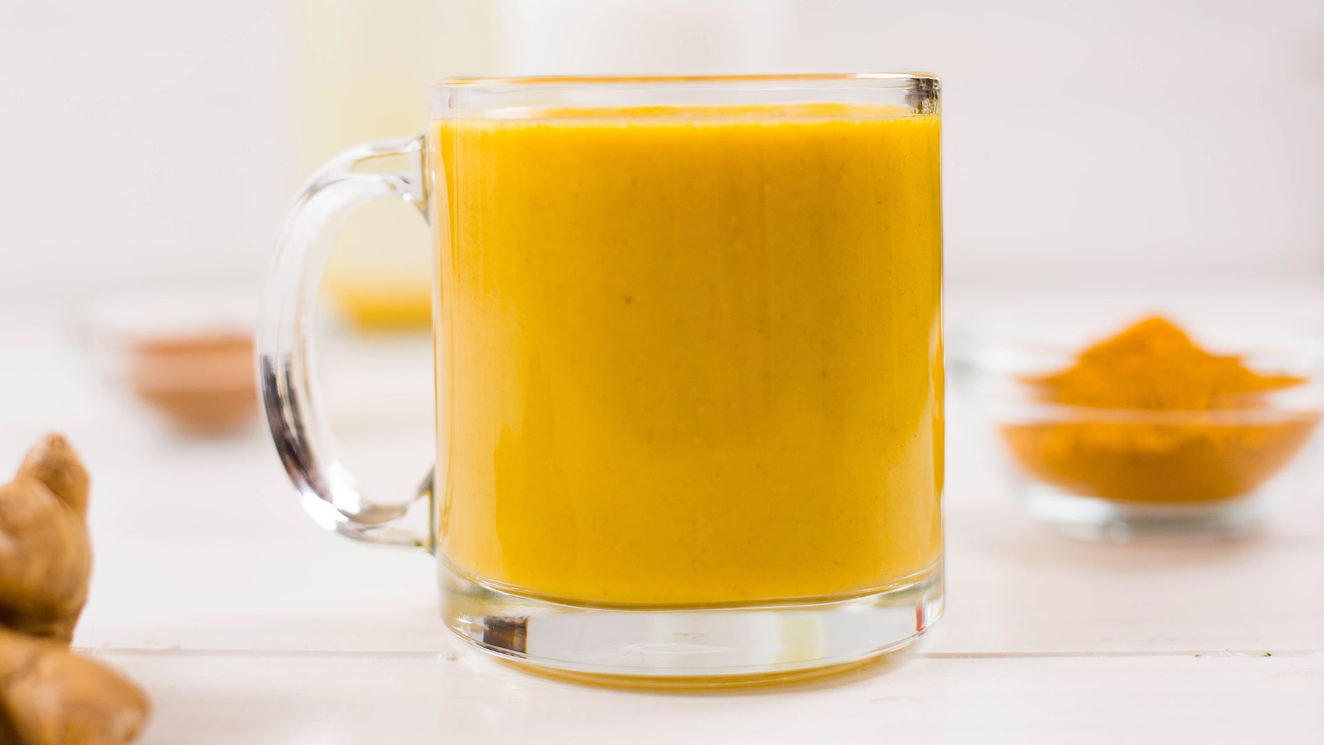 Te de cúrcuma con ghee para no adelgazar